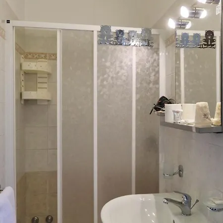 In Bb - Twin Or Double In A Lovely Bb In Guest house