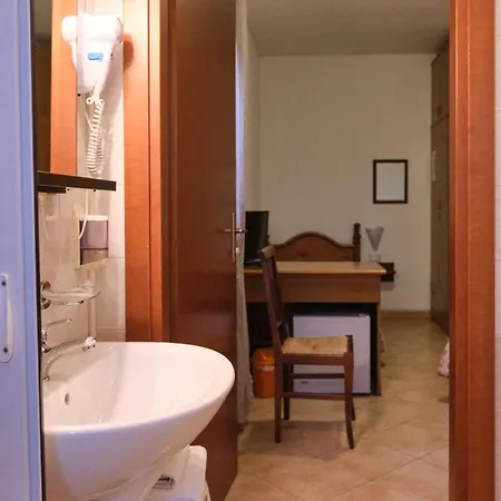 In Bb - Twin Or Double In A Lovely Bb In Guest house Porto Viro