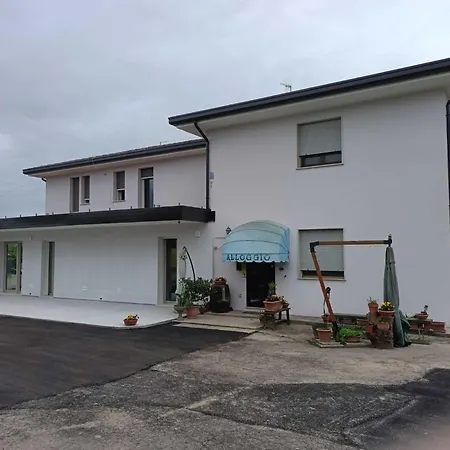 Guest house In Bb - Twin Or Double In A Lovely Bb In *